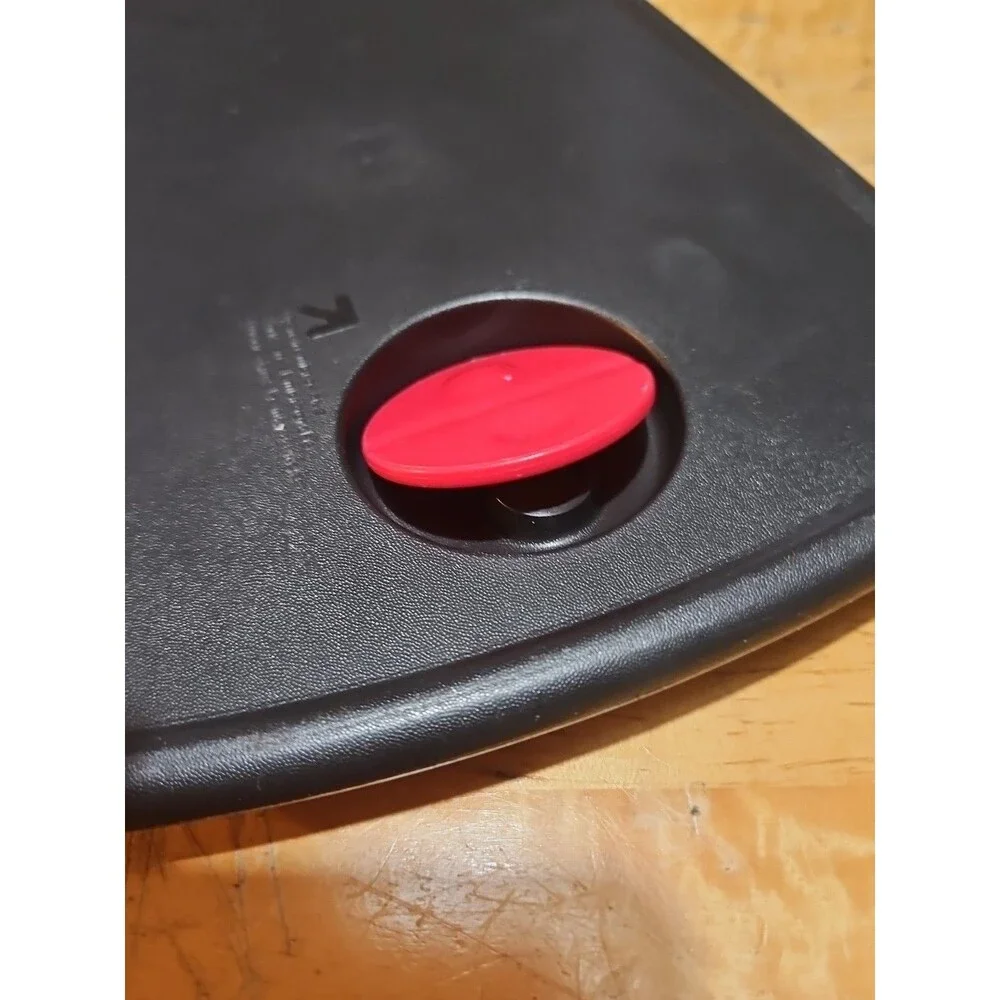 Vintage Tupperware Rock N Serve Vented Replacement Lid #3382B Black & Red 11 X 8